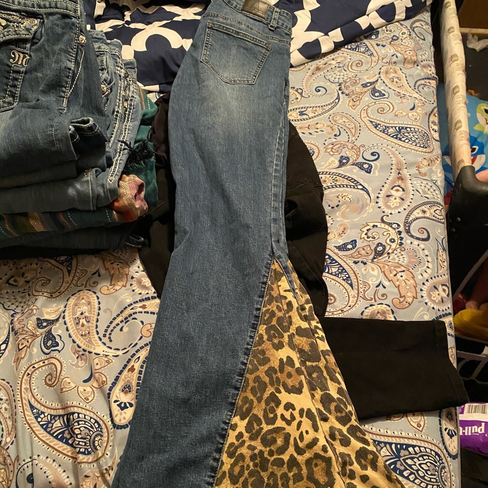 L&B Cheetah Bells